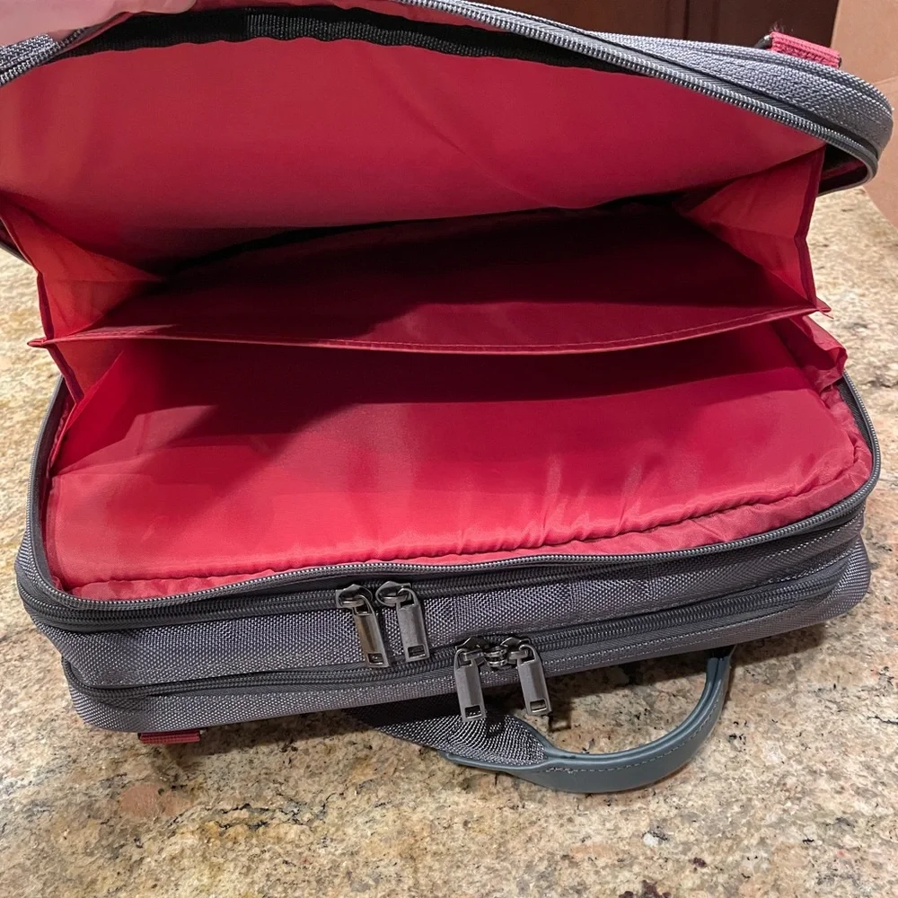 Targus Laptop Briefcase Carrying Case